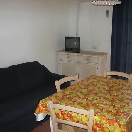 Residence La Casaccia Venturina Terme Habitación foto